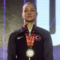 Buse Naz'dan gümüş madalya!