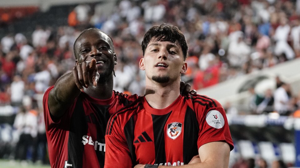 Gaziantep FK 2. yarıda açıldı!