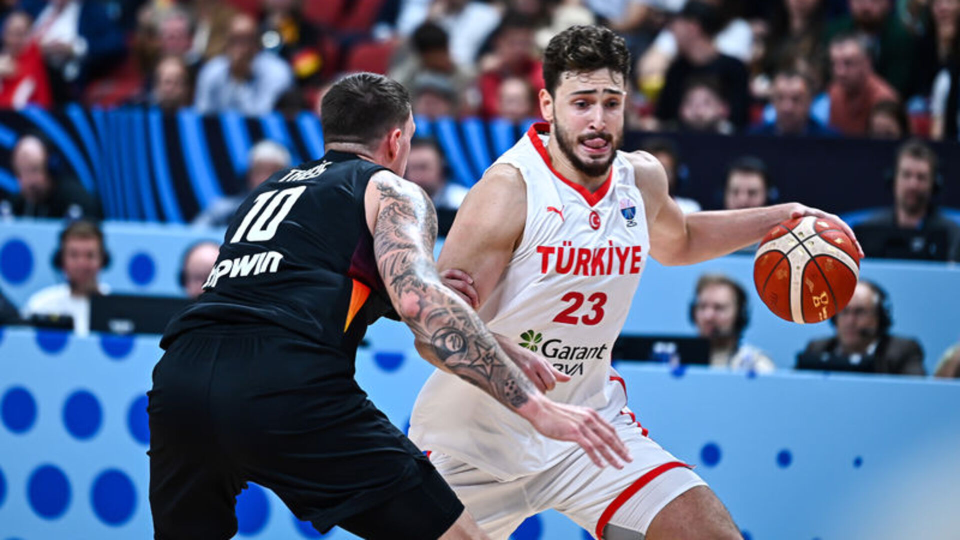 EuroBasket 2025 Finali'nde Türkiye-Almanya Finali: Tarihi Bir Basketbol Şöleni!