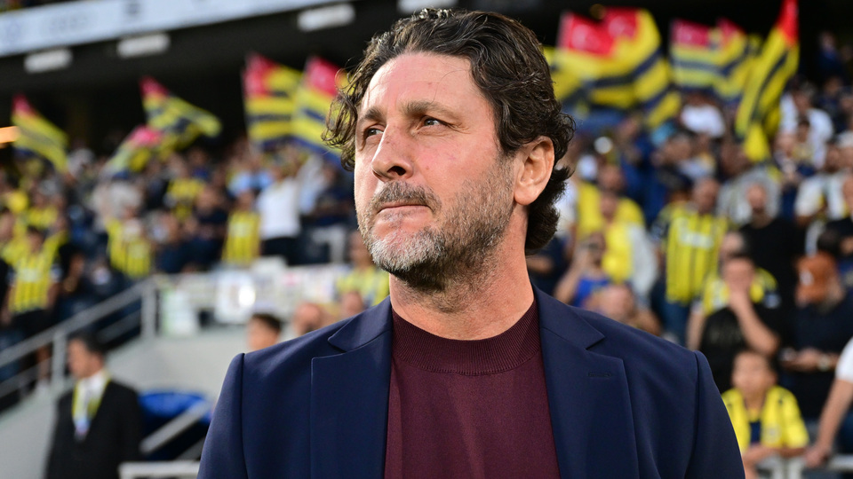 "Ülkede futbol oynanmıyor!"