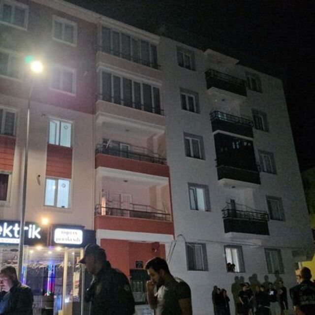 Apartmana pompalı tüfekle saldırı