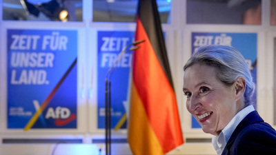 Almanya'da AfD oyunu üç kattan fazla artırdı