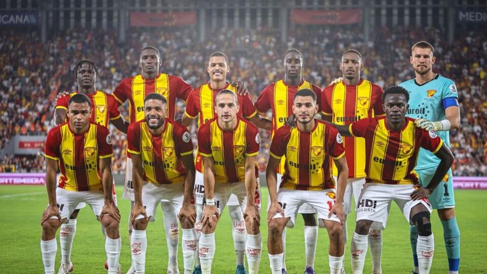 Göztepe, ligde kaybetmeyen üç takımdan biri!