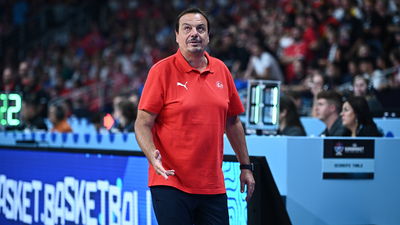 Ergin Ataman "En Değerli Başantrenör" seçildi!