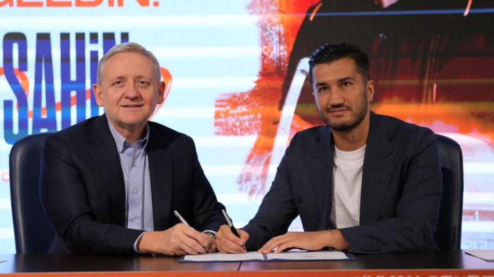 Başakşehir'de Nuri Şahin dönemi başladı!