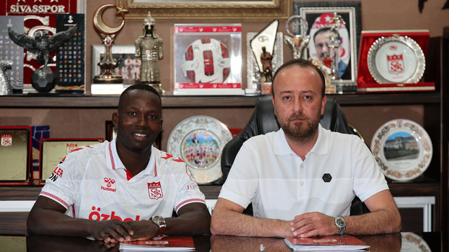 Sivasspor, Aly Malle ile imzaladı!