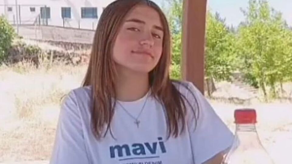 Kahreden kaza! Liseli Zeynep aracın altında kaldı