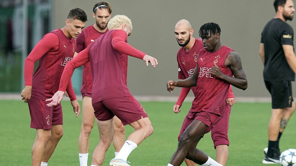 G.Saray'da Frankfurt mesaisi başladı!