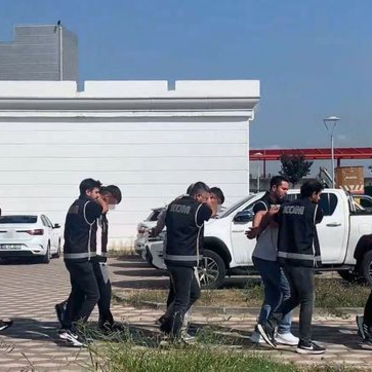 FETÖ'nün Dışişleri yapısına operasyon