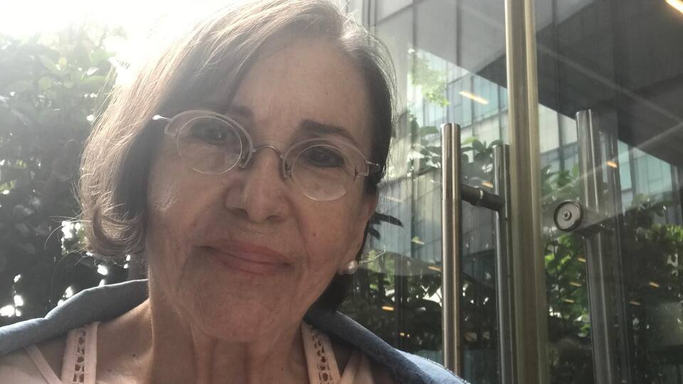 Sevenlerinden dua istedi