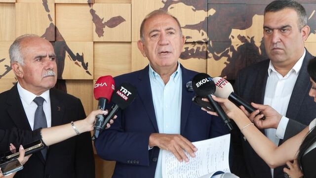 "Kadıköy Meydanı'nda nasıl yuhalattınız"