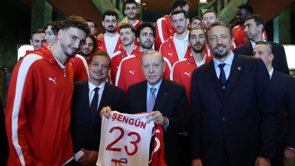 Cumhurbaşkanı Erdoğan, 12 Dev Adam'ı kabul etti