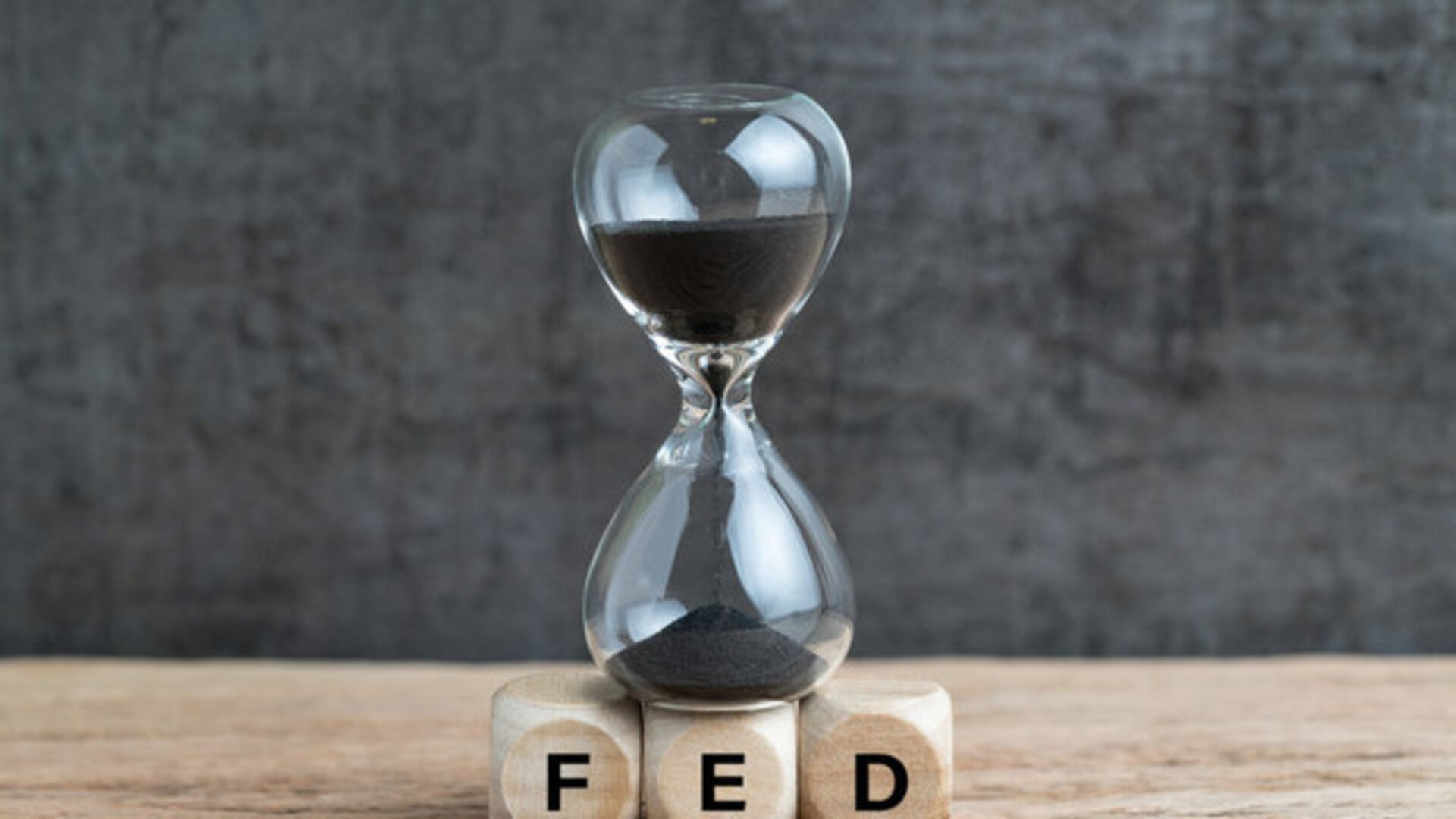Fed'den Flaş Faiz Açıklaması: 2025 Eylül'ü İşaret Ettiler! Peki Ya Dolar?