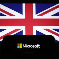 Microsoft'tan İngiltere'ye 30 milyar dolarlık yatırım