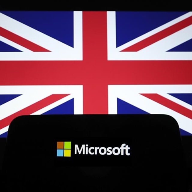 Microsoft'tan İngiltere'ye 30 milyar dolarlık yatırım