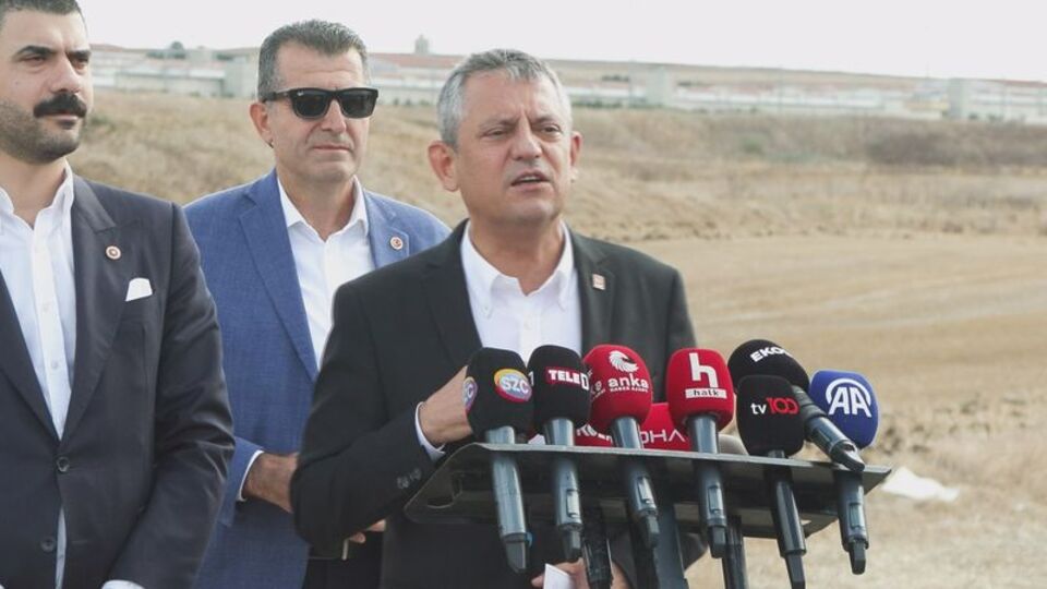 Özel, İmamoğlu'nu ziyaret etti