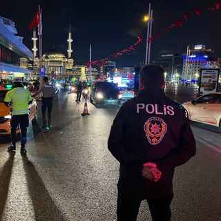 "Huzur İstanbul"da 873 kişiye gözaltı