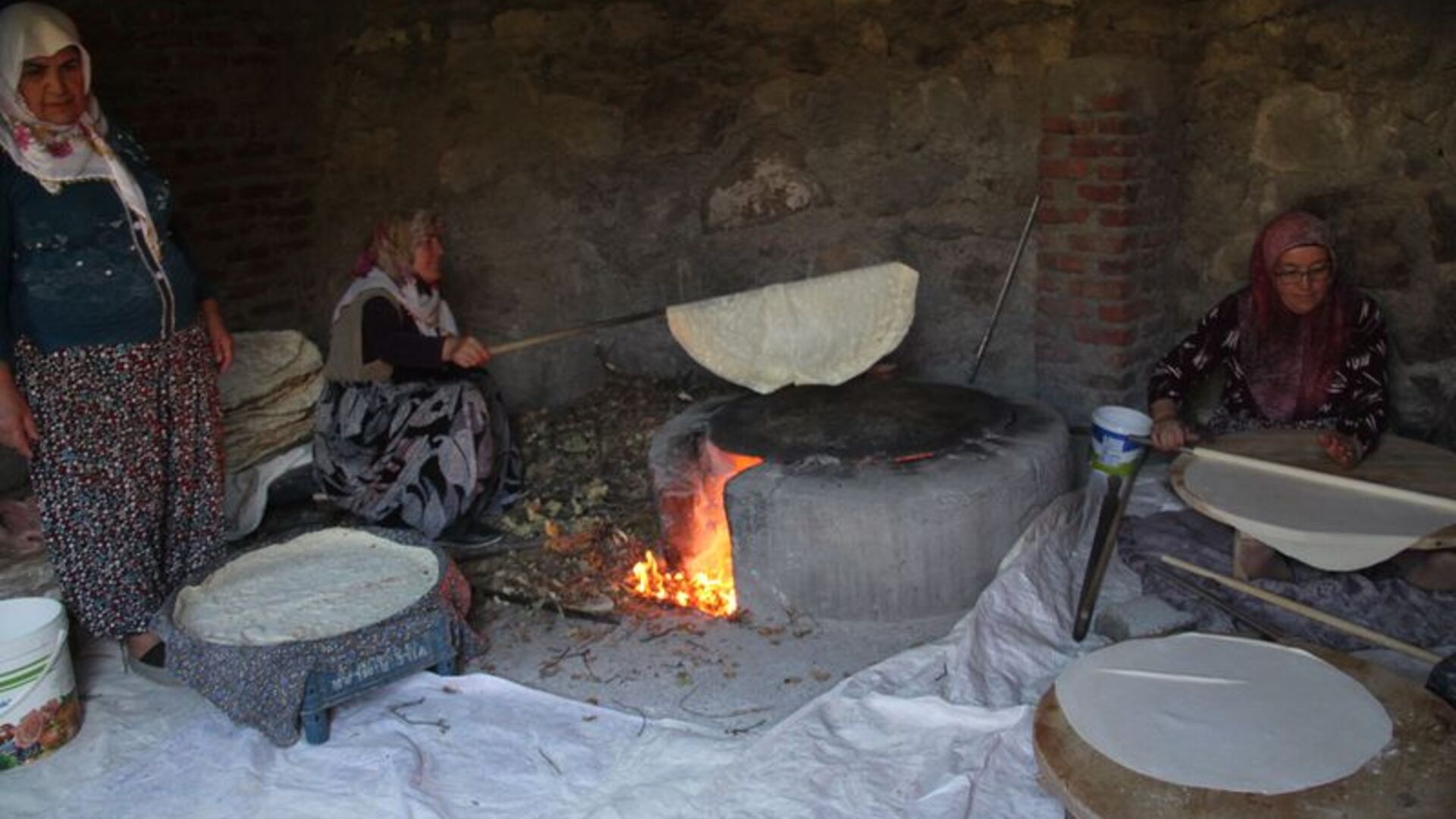Çorum'da kışlık yufka hazırlıkları başladı | Son dakika haberleri