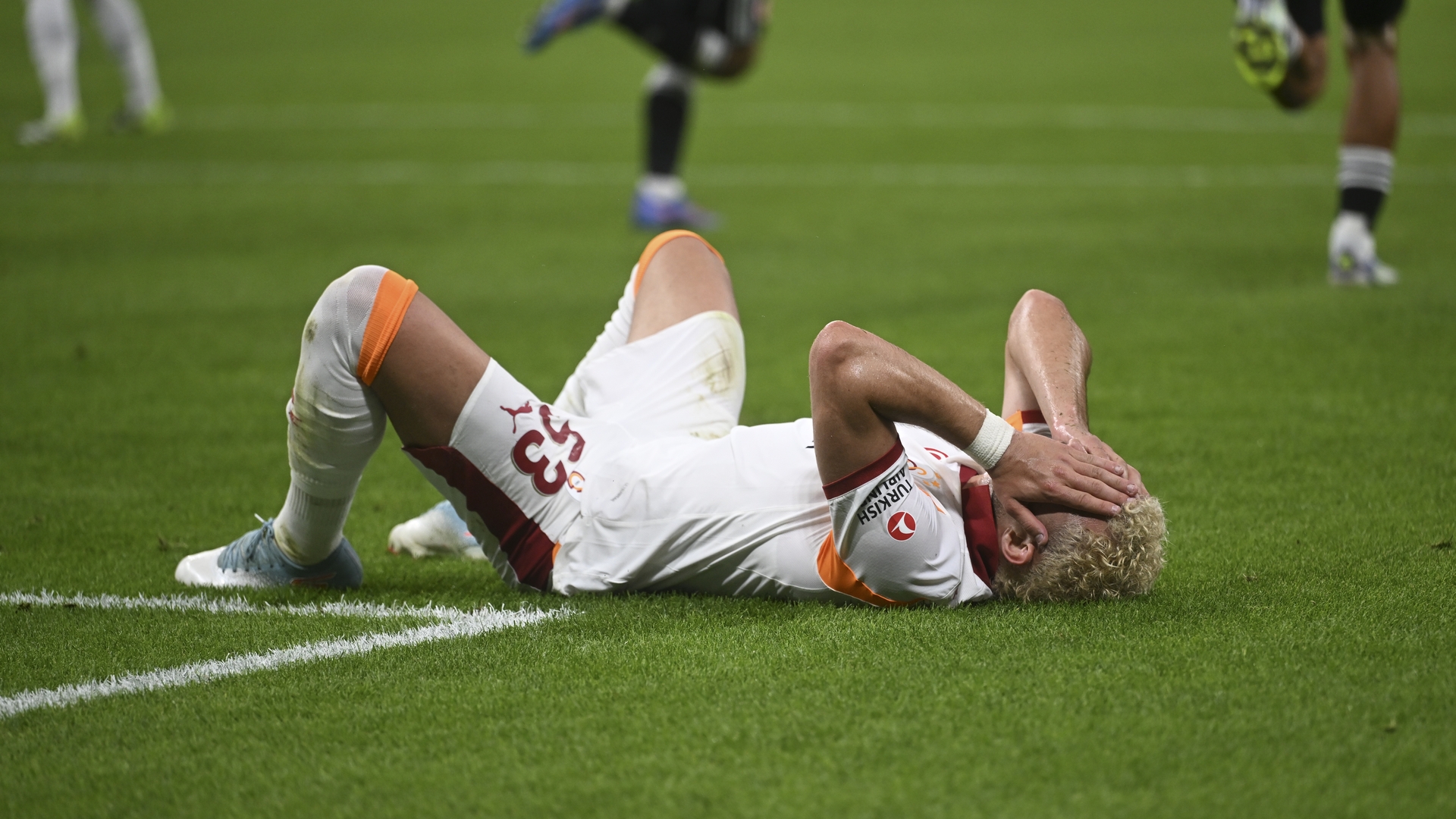 Galatasaray, Frankfurt'ta Fırtına Gibi Esiyor! UEFA Şampiyonlar Ligi'nde Dev Maç