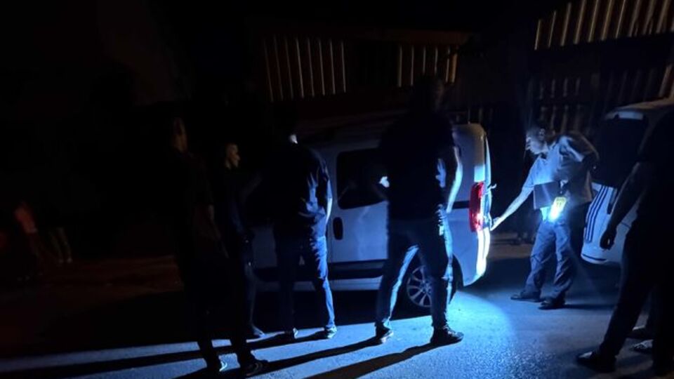 Park yeri tartışması kanlı bitti; baba öldü, kızı yaralandı