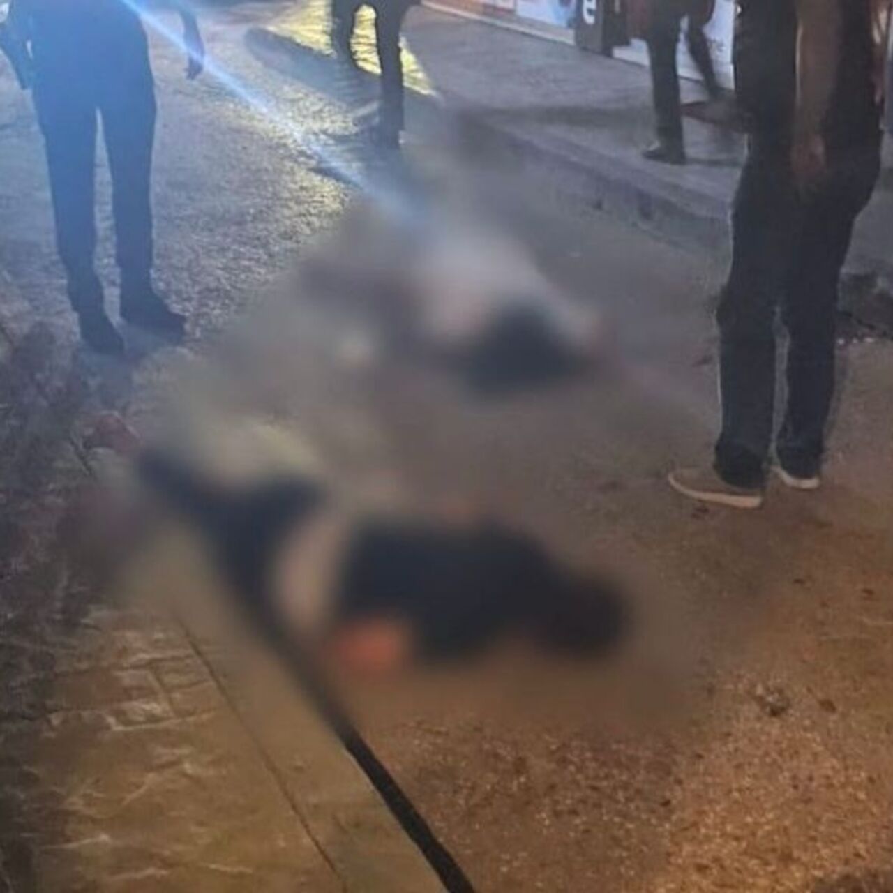 Sevgili çiftten geriye kalan soru... Düştüler mi atladılar mı?