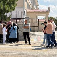 2 öğretmen okulda bıçaklandı!