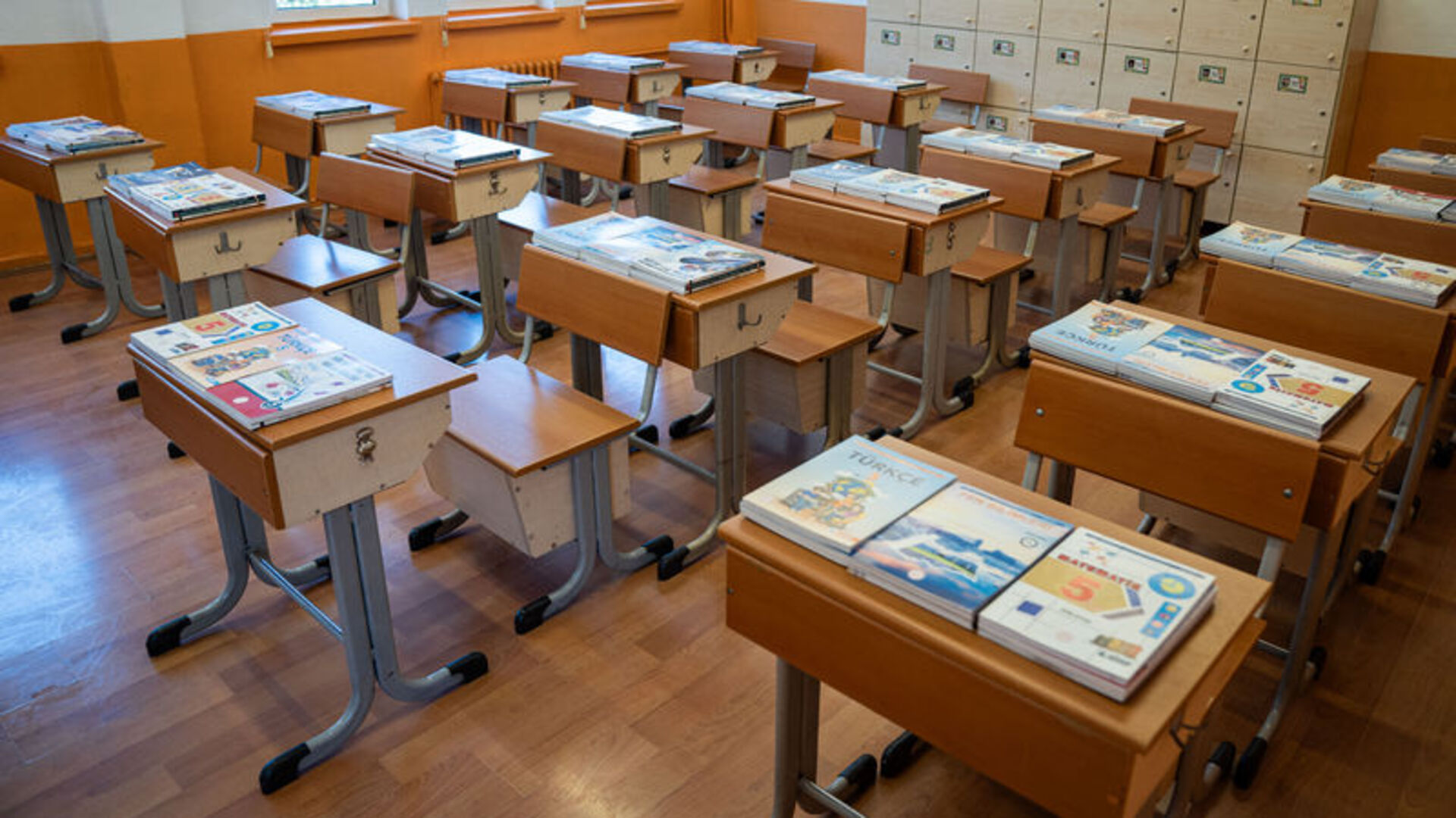 12 yıllık zorunlu eğitim kalkıyor mu? Masadaki formüllerin detaylarına Habertürk ulaştı