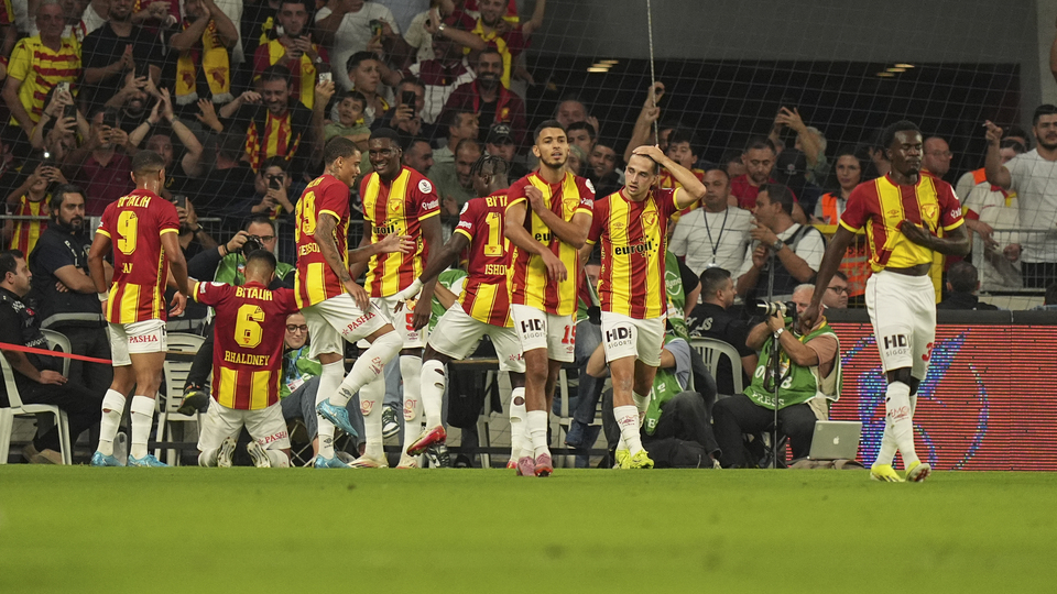 Beşiktaş İzmir'de kayıp!