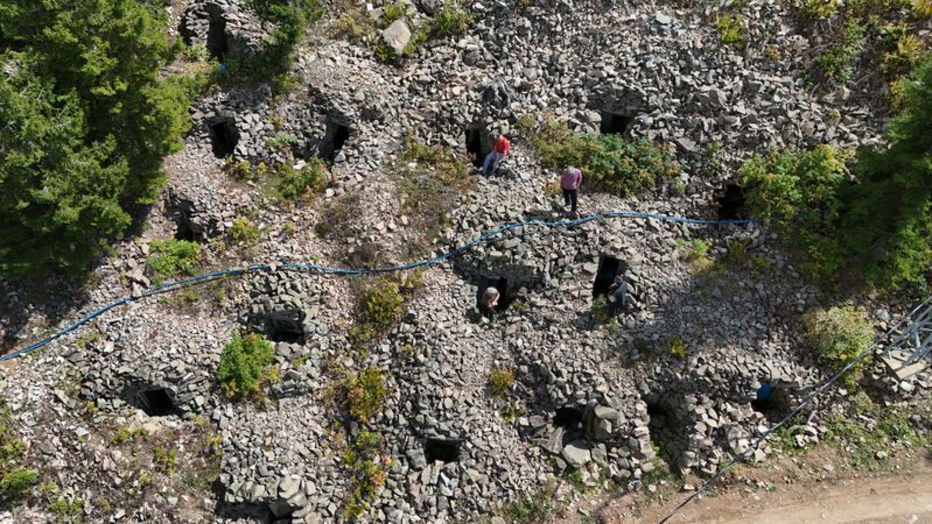 "Buzdolabı olduğu halde kullanıyoruz" Artvin'de yer altındaki buzhane!