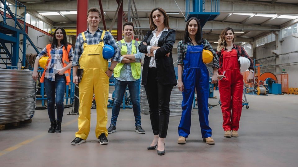 Ayakta çalışırken sağlıklı kalmanın püf noktaları