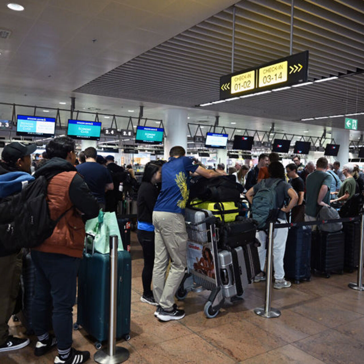 Avrupa havalimanlarında siber saldırı kaosu