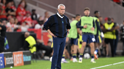 Jose Mourinho ilk maçında farklı galip!