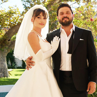 Sakız Adası'nda düğün yaptı