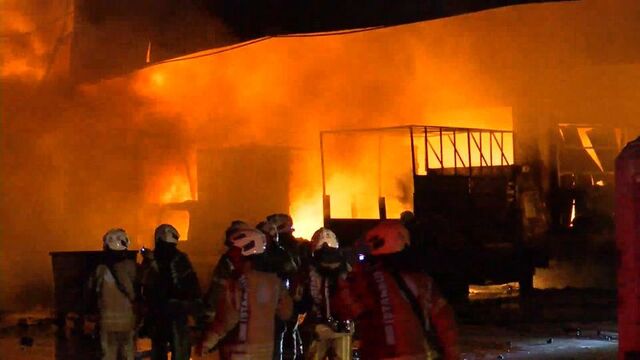 Başakşehir'deki yangın söndürüldü