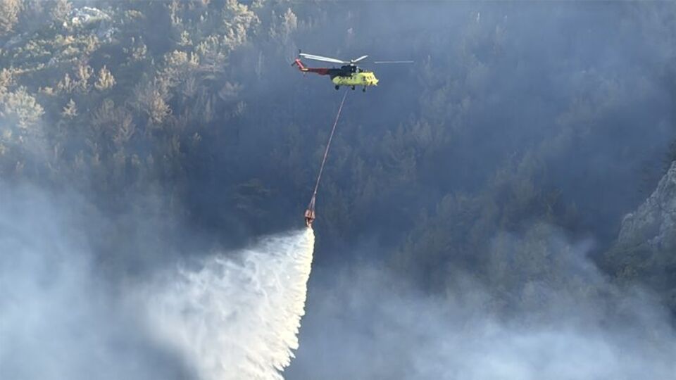 Muğla ve Antalya yangınları kontrol altında!