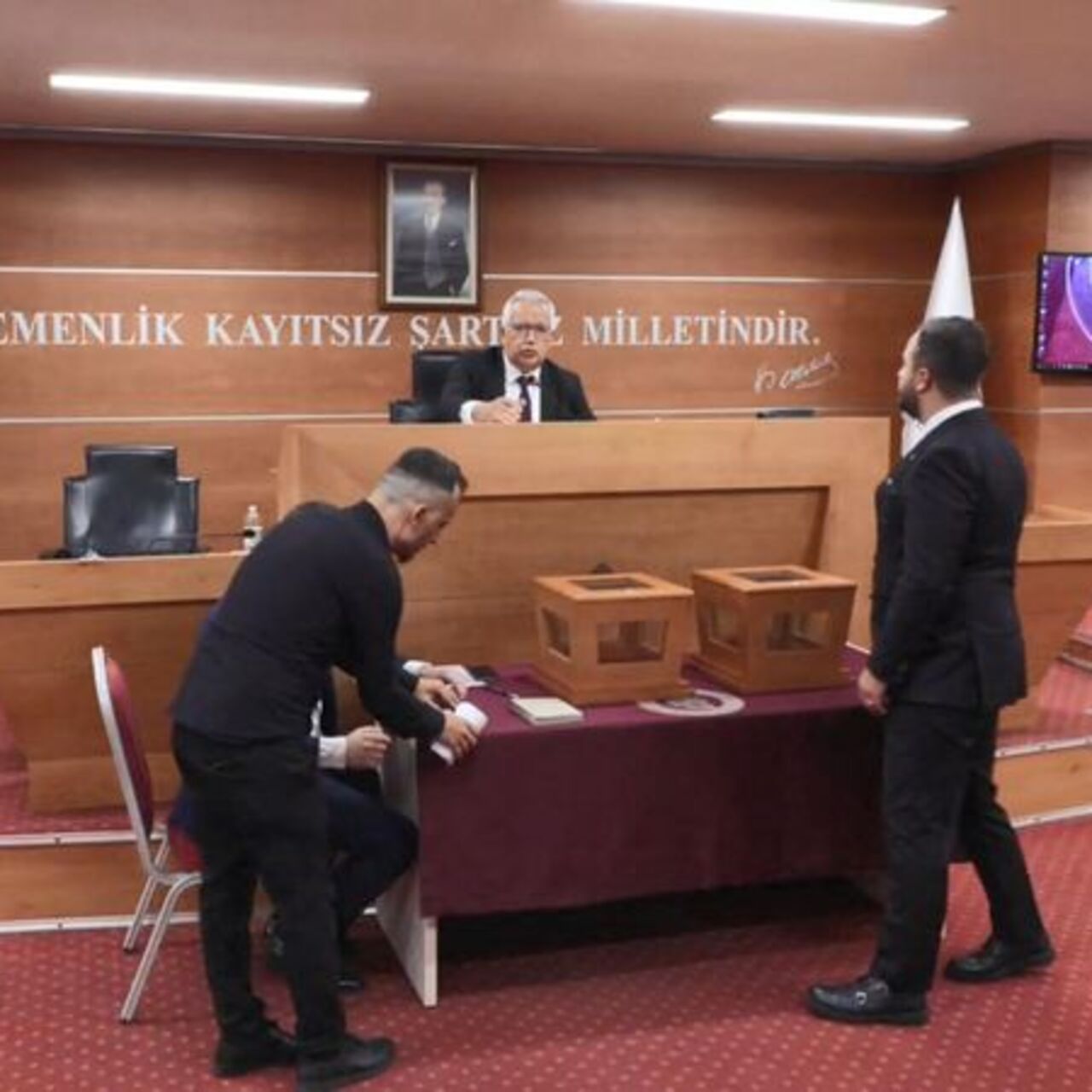Bayrampaşa'da kuradan CHP çıktı | Güncel Haber
