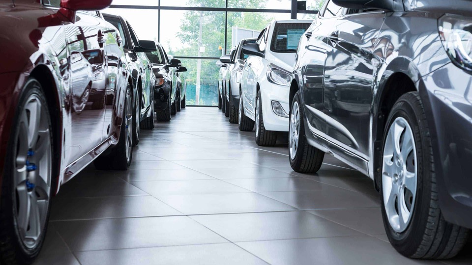 Otomobil ithalatına ek vergi