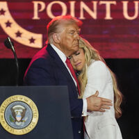 Trump, Arizona'da Kirk'ü anma törenine katıldı