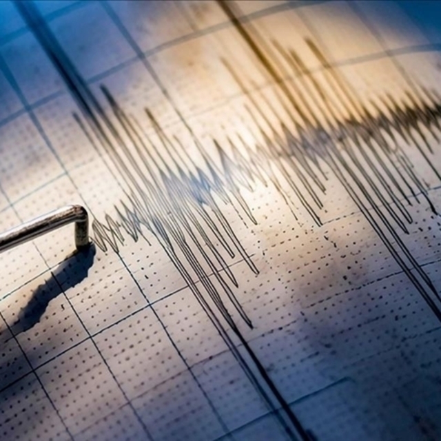 Ege Denizi'nde 4.8'lik deprem