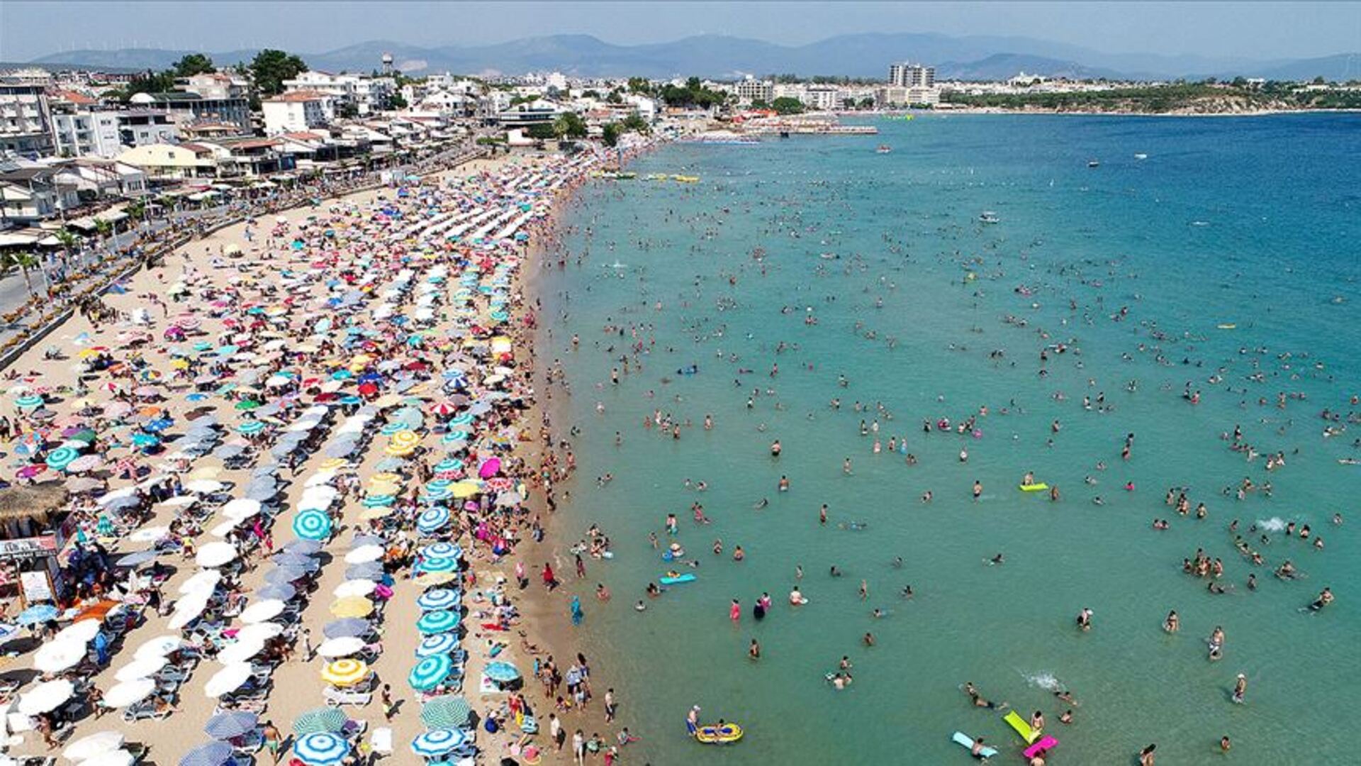 Turizmde Ağustos Fırtınası: Gelen Ziyaretçi Sayısı ve Gelirlerde Tüm Zamanların Rekoru Kırıldı!