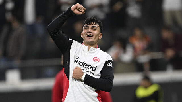 Almanya'da Can Uzun fırtınası!