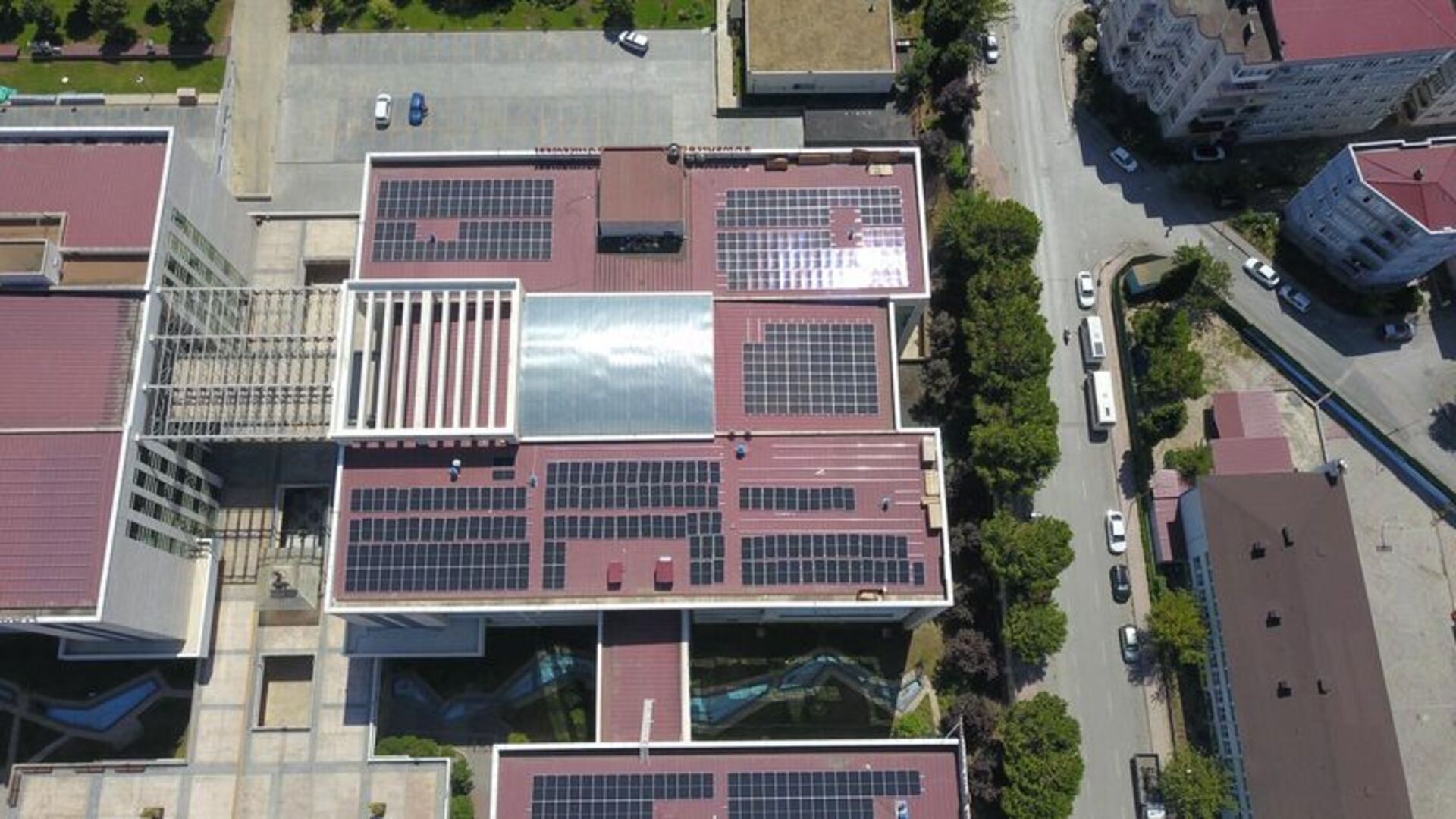 Samsun'da Enerji Devrimi: Kamu Binaları Güneş Enerjisi ile Yeşilleniyor!