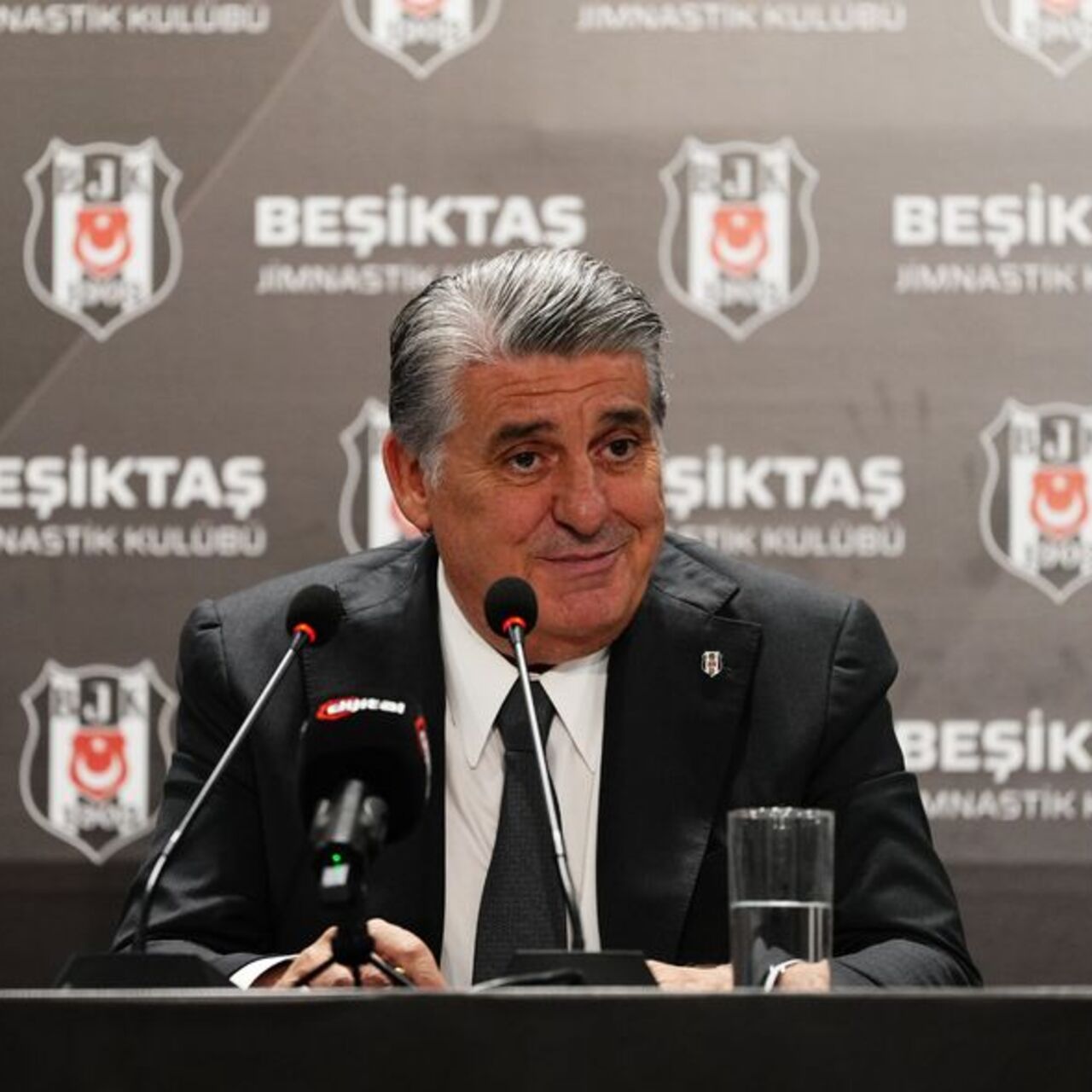 Beşiktaş'tan Sadettin Saran'a tebrik!