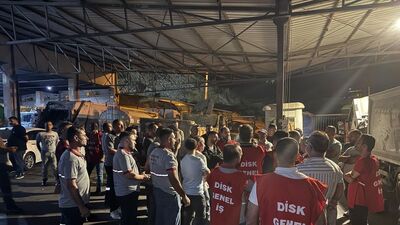 5 aydır maaş alamayan belediye işçileri iş bıraktı