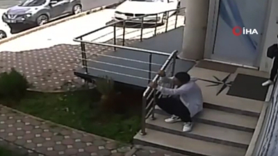 Muayenehane önünde kalp krizi geçirdi