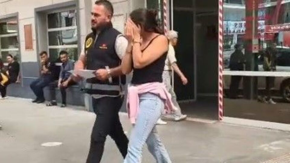 Hırsızlıktan 27 yıl ile aranıyordu!