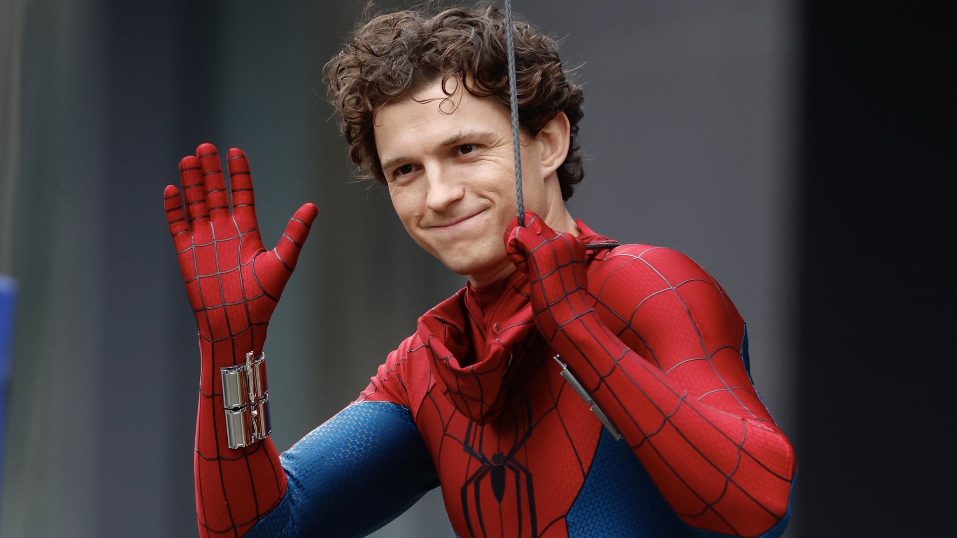 Tom Holland Set Kazası Sonrası Sette! İşte Çekimlere Dönüş Tarihi