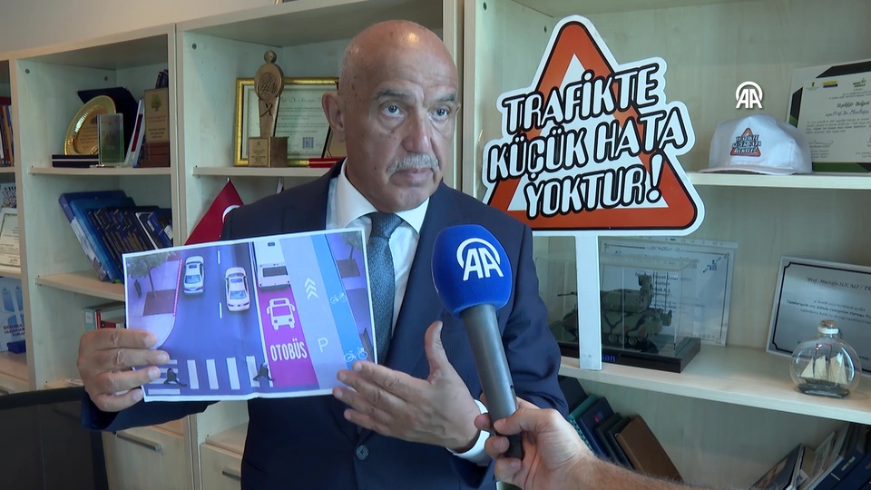 İstanbul'da trafiğe "akıllı kavşak" önerisi