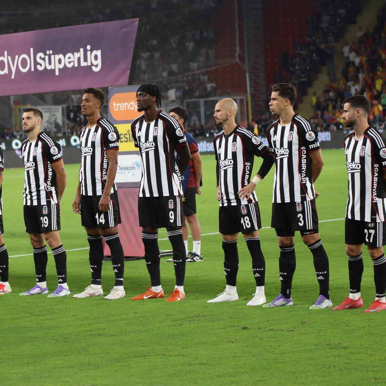 Beşiktaş kamp kadrosunu açıkladı: 10 eksik!