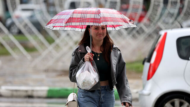 Marmara'da sıcaklık 8-10 derece düşüyor! Sağanak geliyor!